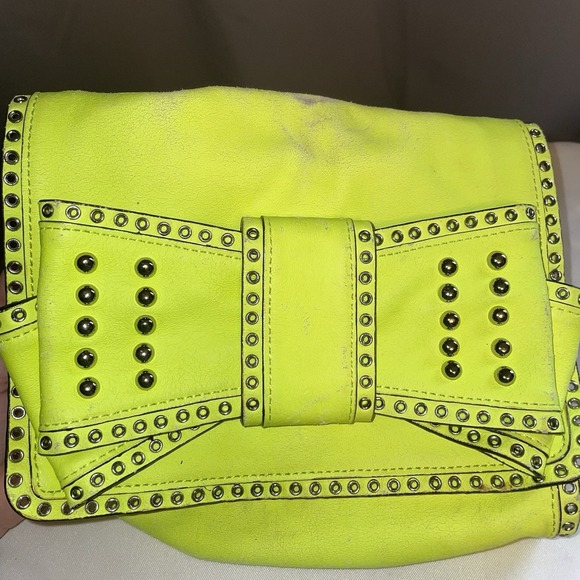 Rebecca Minkoff Bow Studded Shoulder Crossbody Bag Purse Neon Yellow Chain Strap - Picture 1 of 15